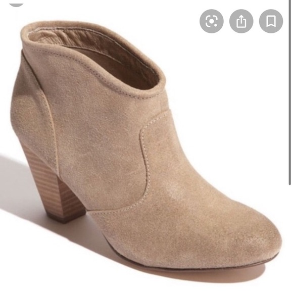 REPORT Footwear Marks Sand/Taupe Booties - Picture 3 of 3